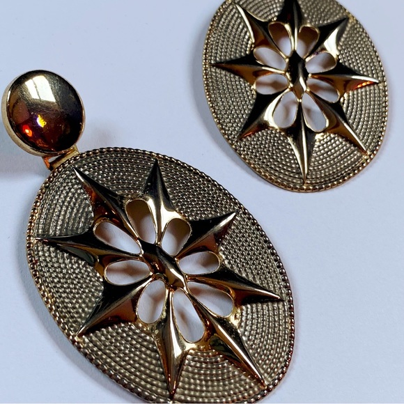 Vintage Jewelry - Vintage 1970s Gold Disco Star Earrings